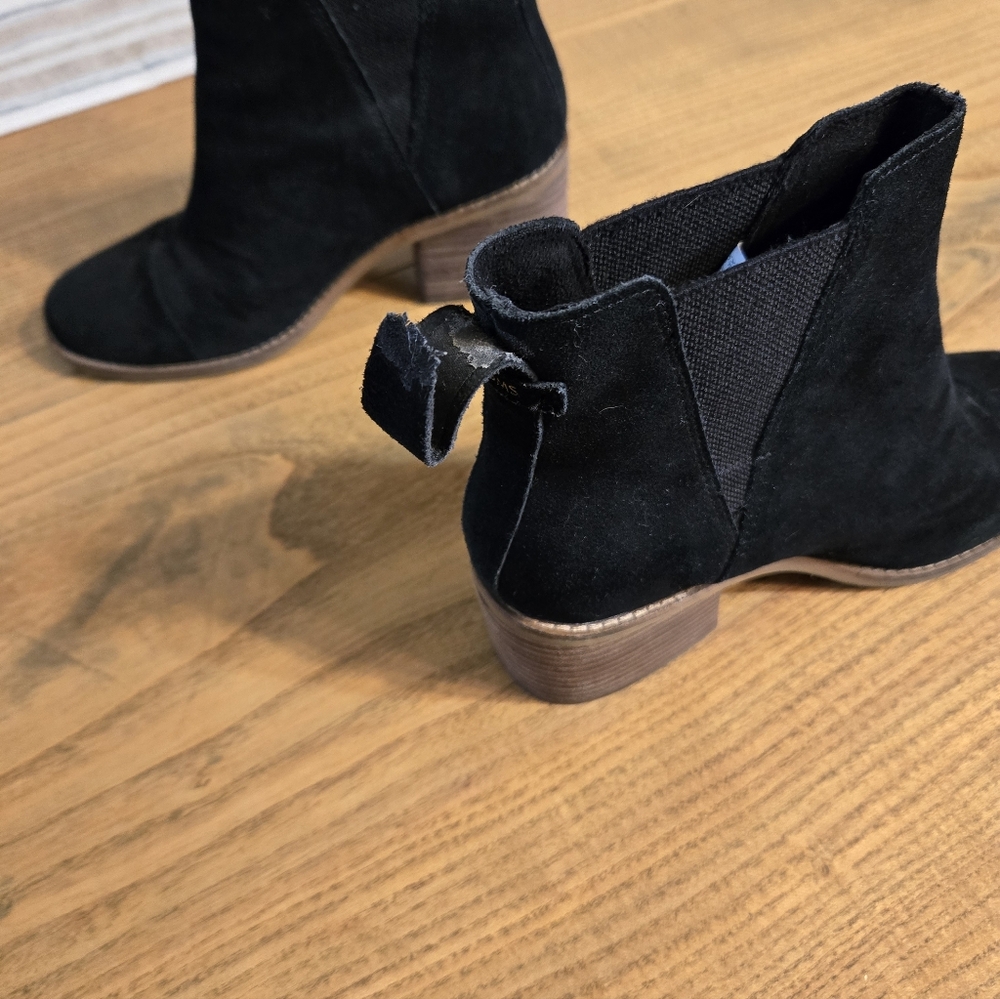 Toms Black Ankle Boots - Picture 3 of 5